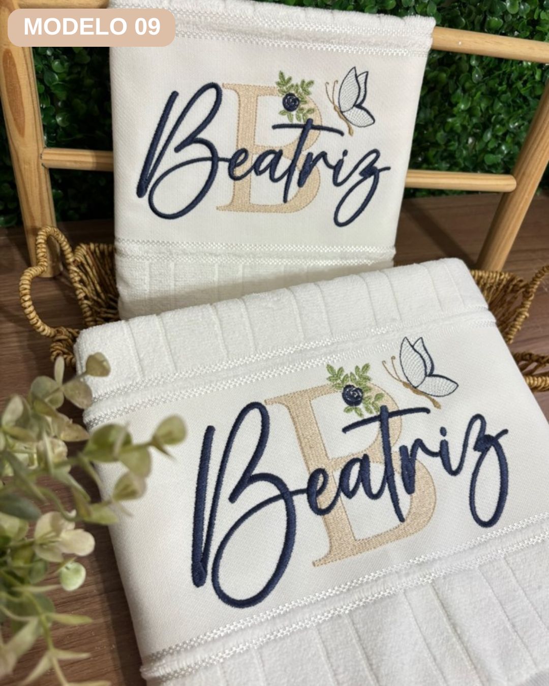 toalha de banho e rosto bordadas feminina