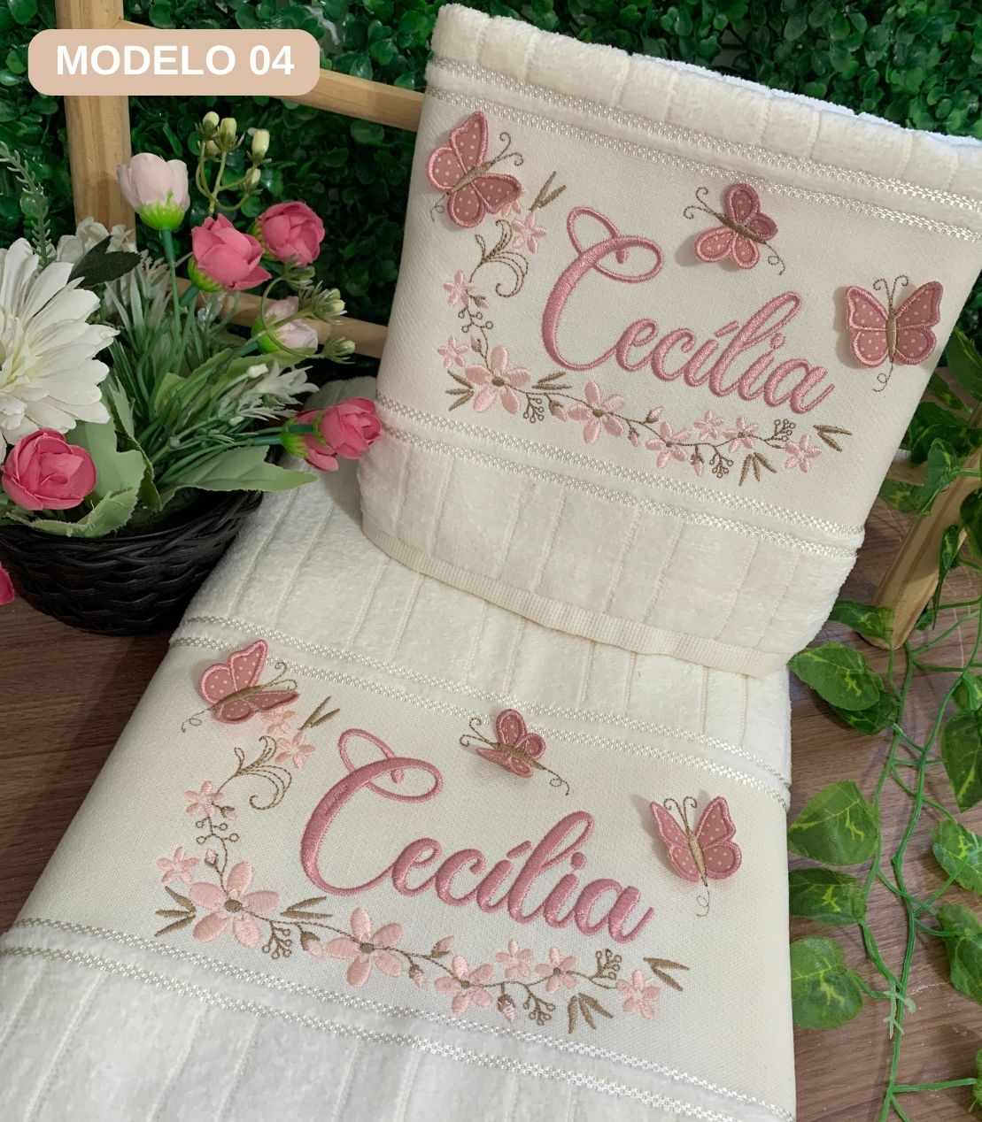 toalha de banho e rosto bordadas feminina